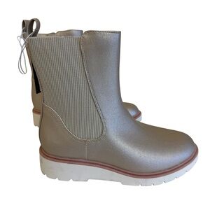 Target Silver Metallic Chelsea Boots for Kids size 2